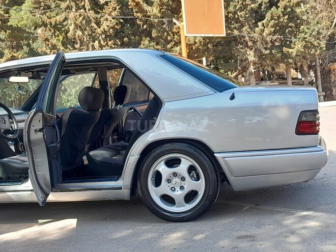 Mercedes E 220 1994, 318,932 km - 2.2 l - Sumqayıt