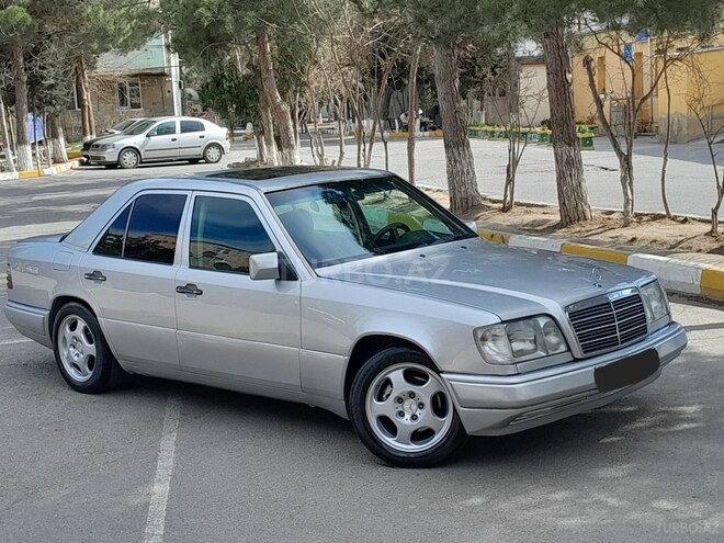 Mercedes E 220 1994, 318,932 km - 2.2 l - Sumqayıt