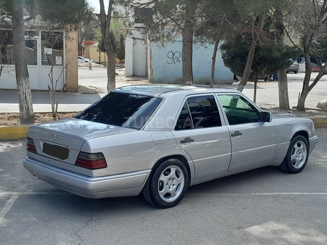 Mercedes E 220 1994, 318,932 km - 2.2 l - Sumqayıt