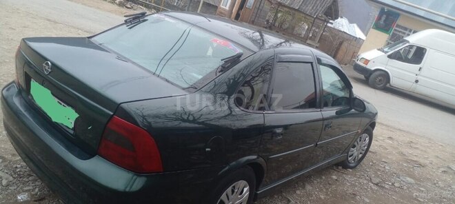 Opel Vectra 1999, 440,000 km - 1.8 l - Şəki