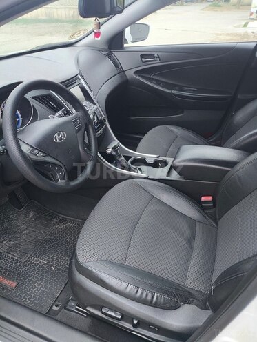 Hyundai Sonata 2011, 200,000 km - 2.0 l - Bakı