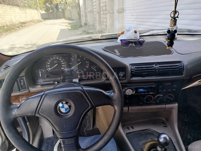 BMW 520 1994, 329,000 km - 2.0 l - Mingəçevir
