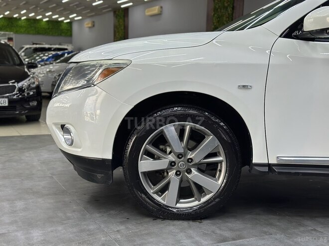 Nissan Pathfinder 2013, 215,950 km - 3.5 l - Bakı