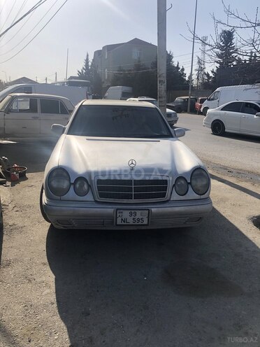 Mercedes E 300 d 1996, 300,000 km - 3.0 л - Bakı