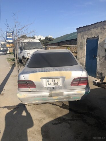 Mercedes E 300 d 1996, 300,000 km - 3.0 л - Bakı