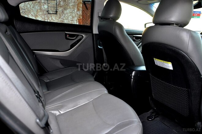 Hyundai Elantra 2013, 145,758 km - 1.8 л - Ağstafa
