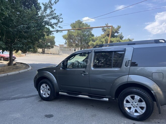 Nissan Pathfinder 2007, 287,000 km - 2.5 l - Bakı