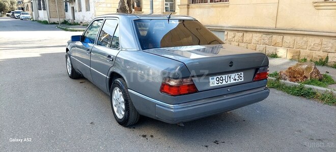 Mercedes E 200 d 1991, 186,000 km - 2.0 л - Bakı