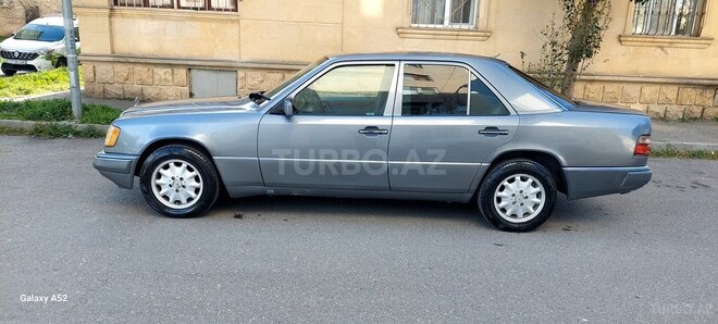 Mercedes E 200 d 1991, 186,000 km - 2.0 л - Bakı