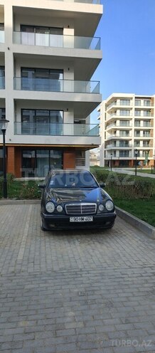 Mercedes E 320 1996, 300,000 km - 3.2 l - Bakı