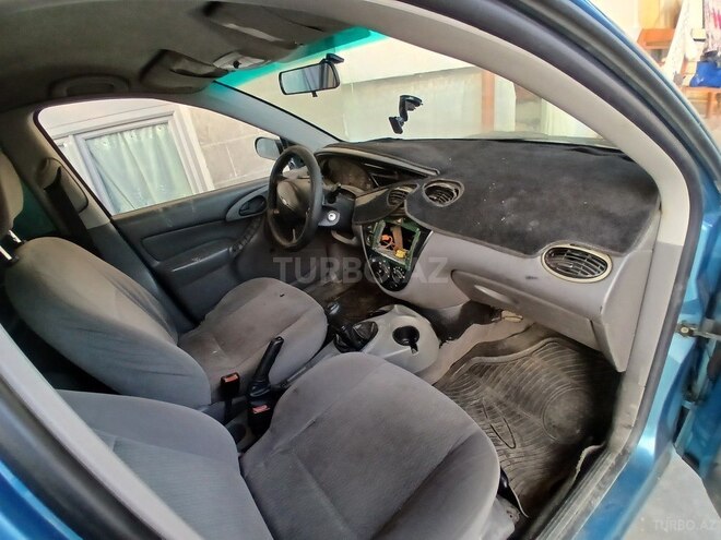 Ford Focus 2001, 234,555 km - 2.0 l - Şəki