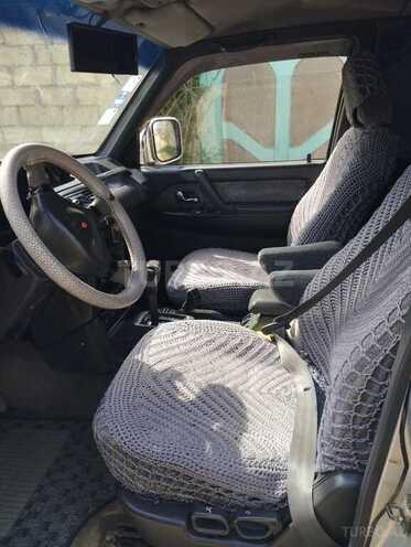 Mitsubishi Pajero 1994, 410,000 km - 2.8 l - Biləsuvar