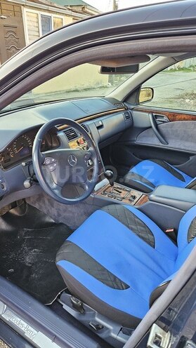 Mercedes E 220 d 1999, 456,000 km - 2.2 л - Bakı