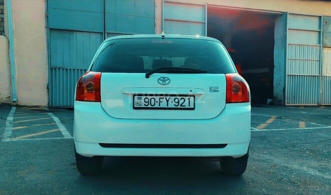 Toyota Corolla 2005, 262,000 km - 1.4 l - Bərdə