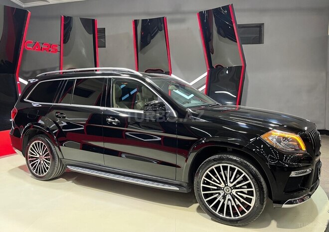 Mercedes GL 550 2012, 141,141 km - 5.5 l - Sumqayıt