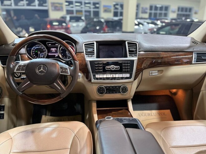 Mercedes GL 550 2012, 141,141 km - 5.5 l - Sumqayıt