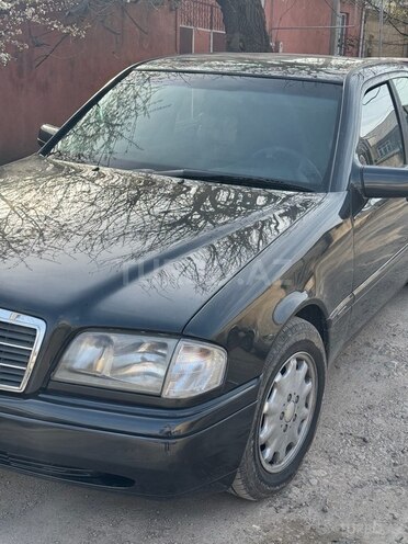 Mercedes C 200 1995, 355,000 km - 2.0 л - Tovuz