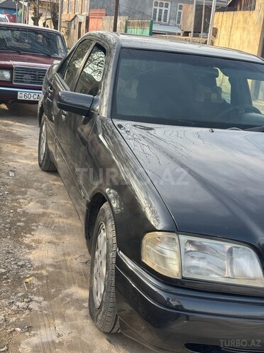 Mercedes C 200 1995, 355,000 km - 2.0 л - Tovuz