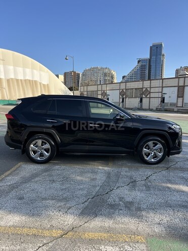Toyota RAV4 2019, 31,000 km - 2.0 l - Bakı