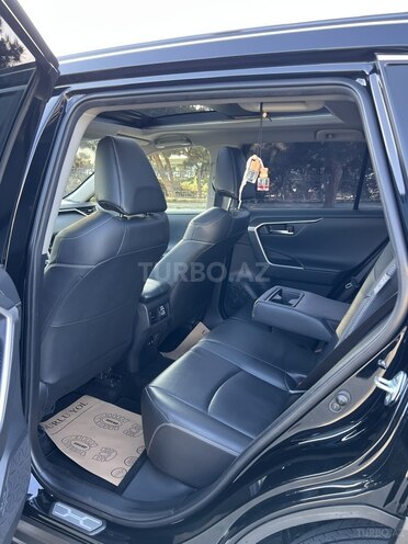 Toyota RAV4 2019, 31,000 km - 2.0 l - Bakı