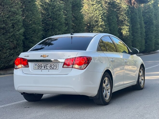 Chevrolet Cruze-7