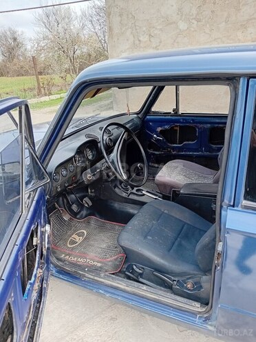 LADA (VAZ) 2106 1982, 79,000 km - 1.6 л - Salyan