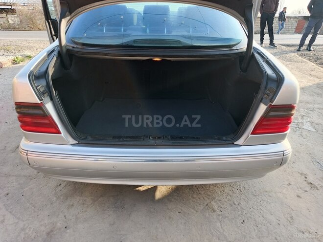 Mercedes E 220 d 1999, 437,000 km - 2.2 л - İmişli