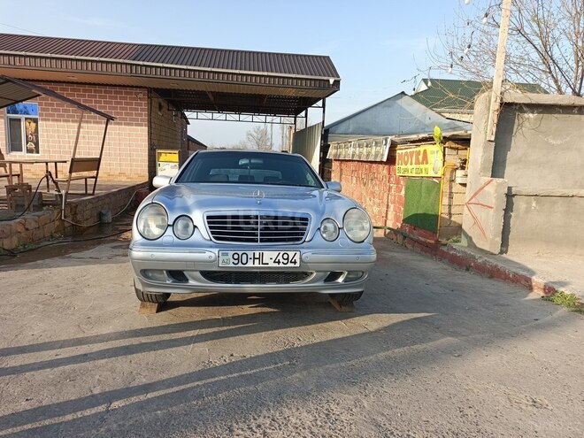 Mercedes E 220 d 1999, 437,000 km - 2.2 л - İmişli