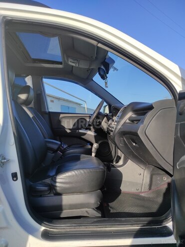 Kia Sportage 2009, 290,000 km - 2.0 l - Bakı