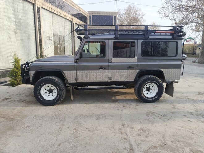 Land Rover Defender 2008, 156,000 km - 2.4 l - Samux