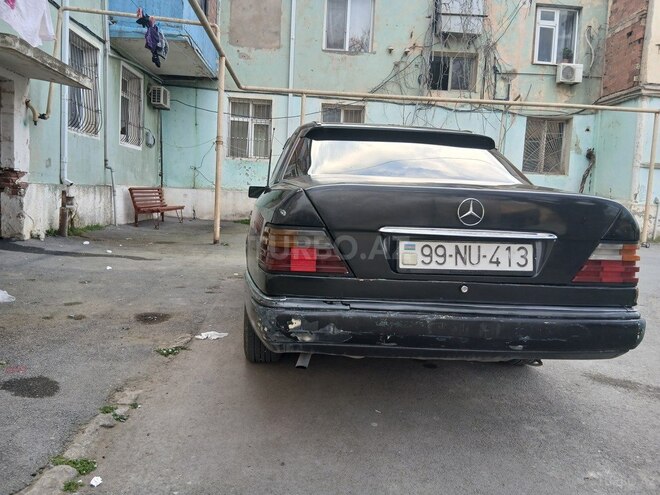 Mercedes E 250 1992, 545,567 km - 2.5 l - Bakı