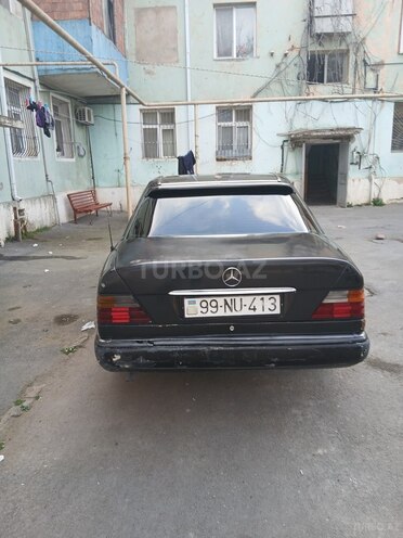 Mercedes E 250 1992, 545,567 km - 2.5 l - Bakı