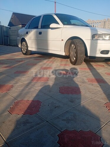 Opel Vectra 2000, 277,000 km - 1.8 l - Bakı