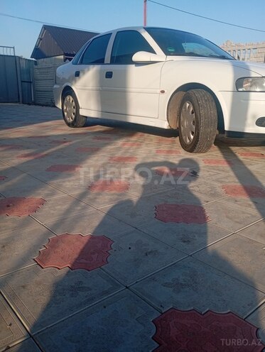 Opel Vectra 2000, 277,000 km - 1.8 l - Bakı