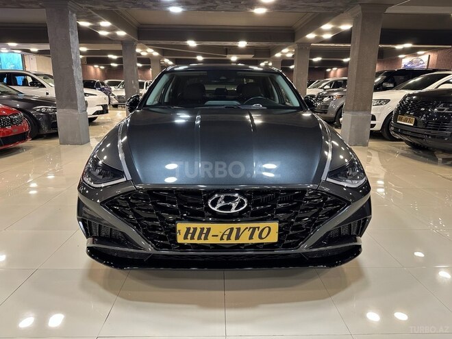 Hyundai Sonata-2