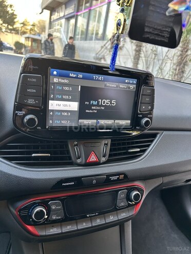Hyundai Elantra 2018, 120,000 km - 1.6 l - Bakı
