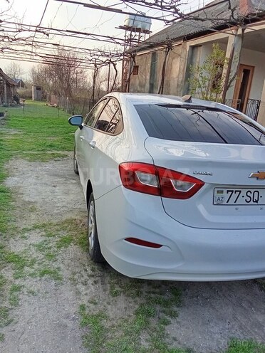 Chevrolet Cruze 2018, 166,541 km - 1.4 l - Qax
