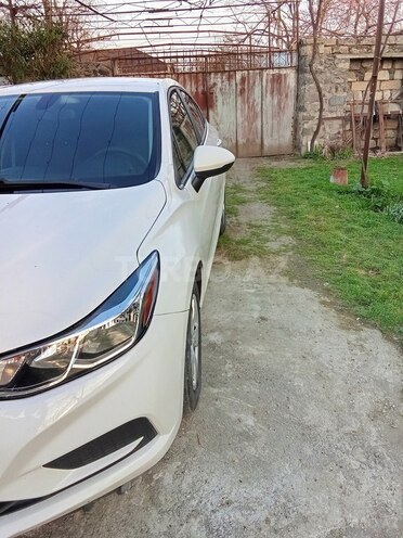Chevrolet Cruze 2018, 166,541 km - 1.4 l - Qax