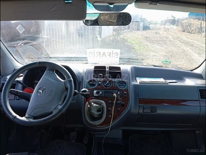 Mercedes Vito 112 2000, 255,880 km - 2.2 л - İsmayıllı