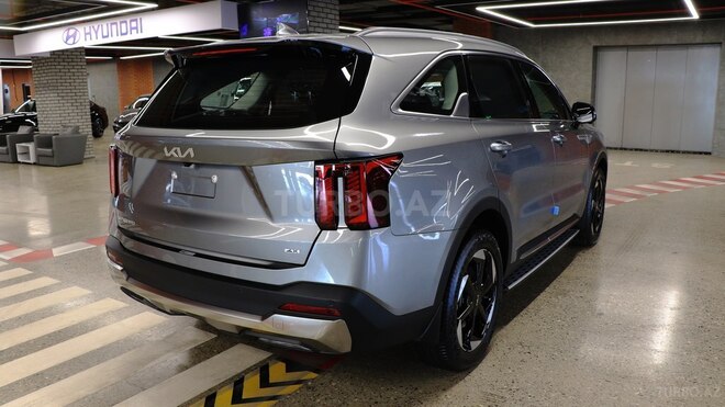 Kia Sorento-4