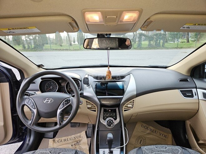 Hyundai Elantra 2013, 281,313 km - 1.8 l - Qəbələ