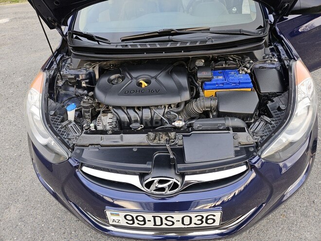 Hyundai Elantra 2013, 281,313 km - 1.8 l - Qəbələ