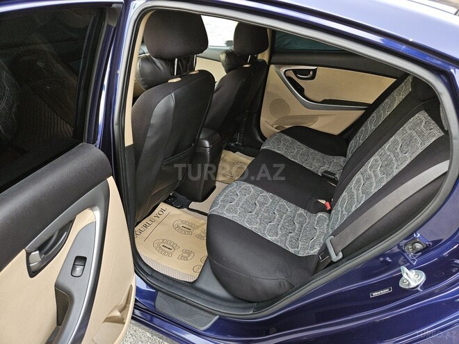 Hyundai Elantra 2013, 281,313 km - 1.8 l - Qəbələ