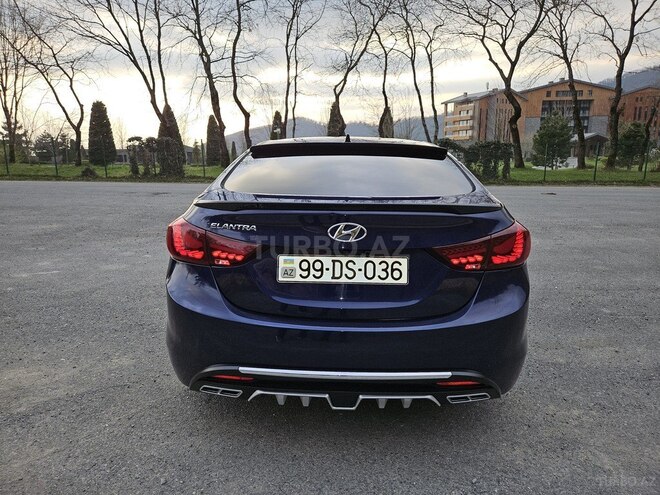 Hyundai Elantra 2013, 281,313 km - 1.8 l - Qəbələ