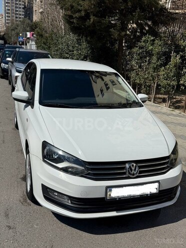 Volkswagen Polo 2015, 87,300 km - 1.6 l - Bakı