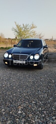 Mercedes E 240 1999, 240,000 km - 2.4 l - Sabirabad