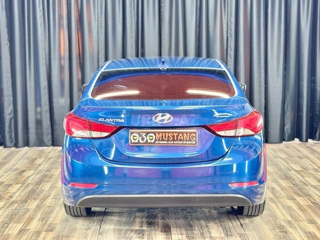 Hyundai Elantra 2015, 74,000 km - 1.8 l - Sumqayıt