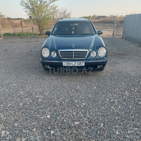 Mercedes E 240 1999, 350,000 km - 2.4 l - Sabirabad
