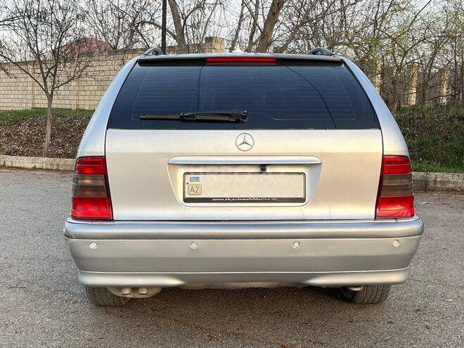 Mercedes C 200 1997, 245,877 km - 2.0 л - Quba