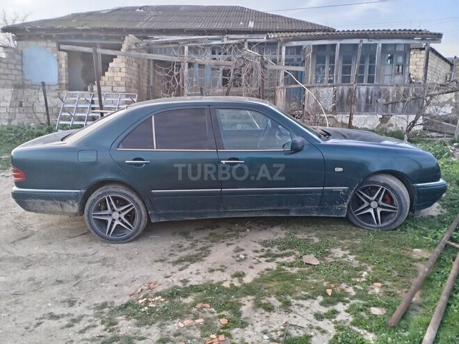 Mercedes E 230 1996, 350,000 km - 2.3 l - Siyəzən